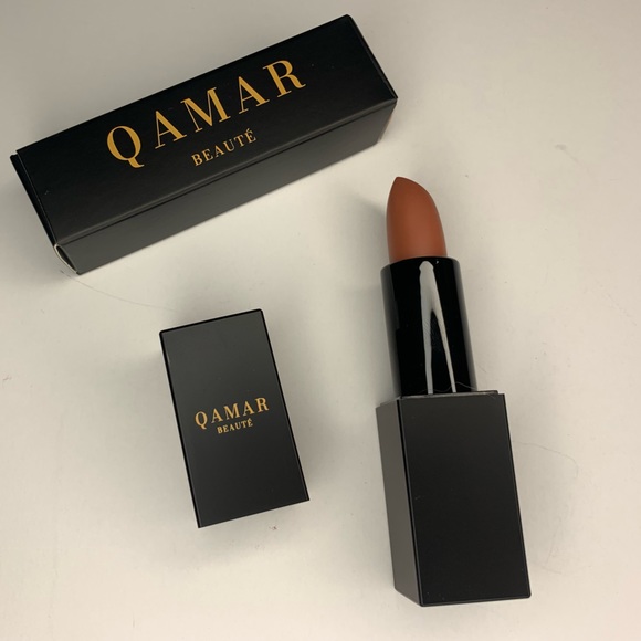 Lipstick - Picture 5 of 14